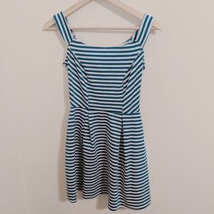Mystic size M striped dress
